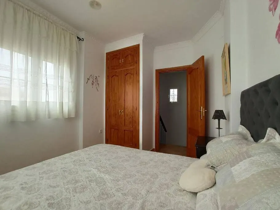 Casa 4 Dormitorios En Ayamonte 0*,  España