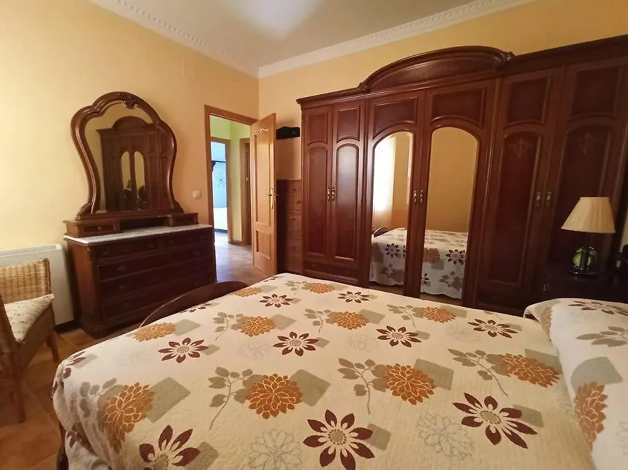 Casa 4 Dormitorios En Ayamonte 0*,